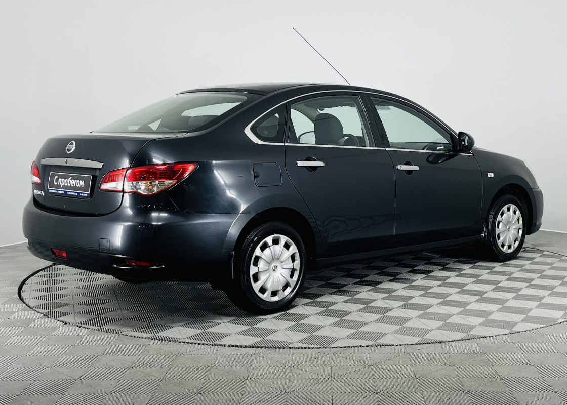 Nissan Almera