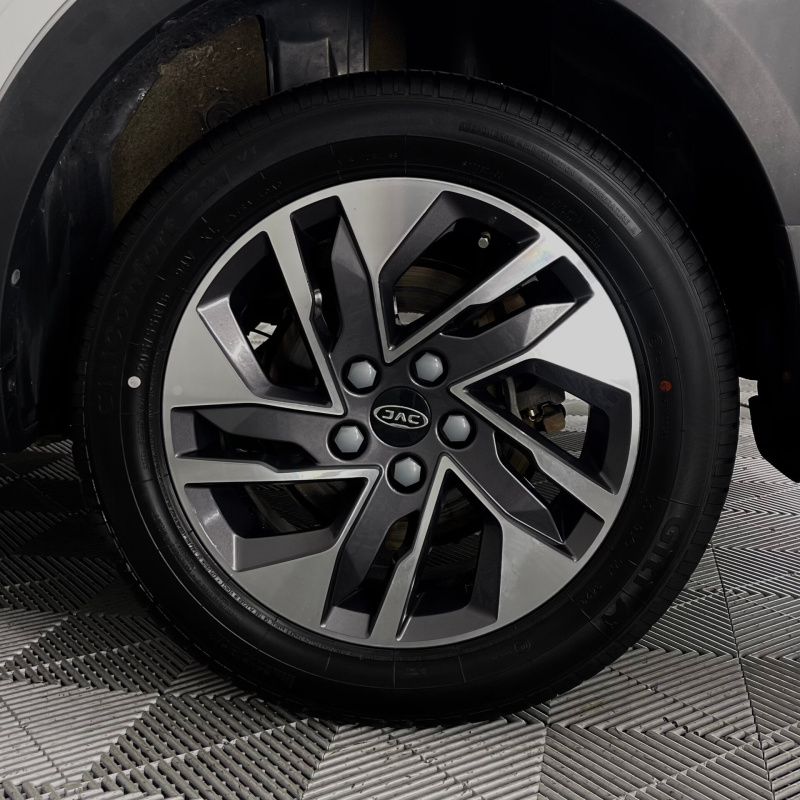 JAC JS3