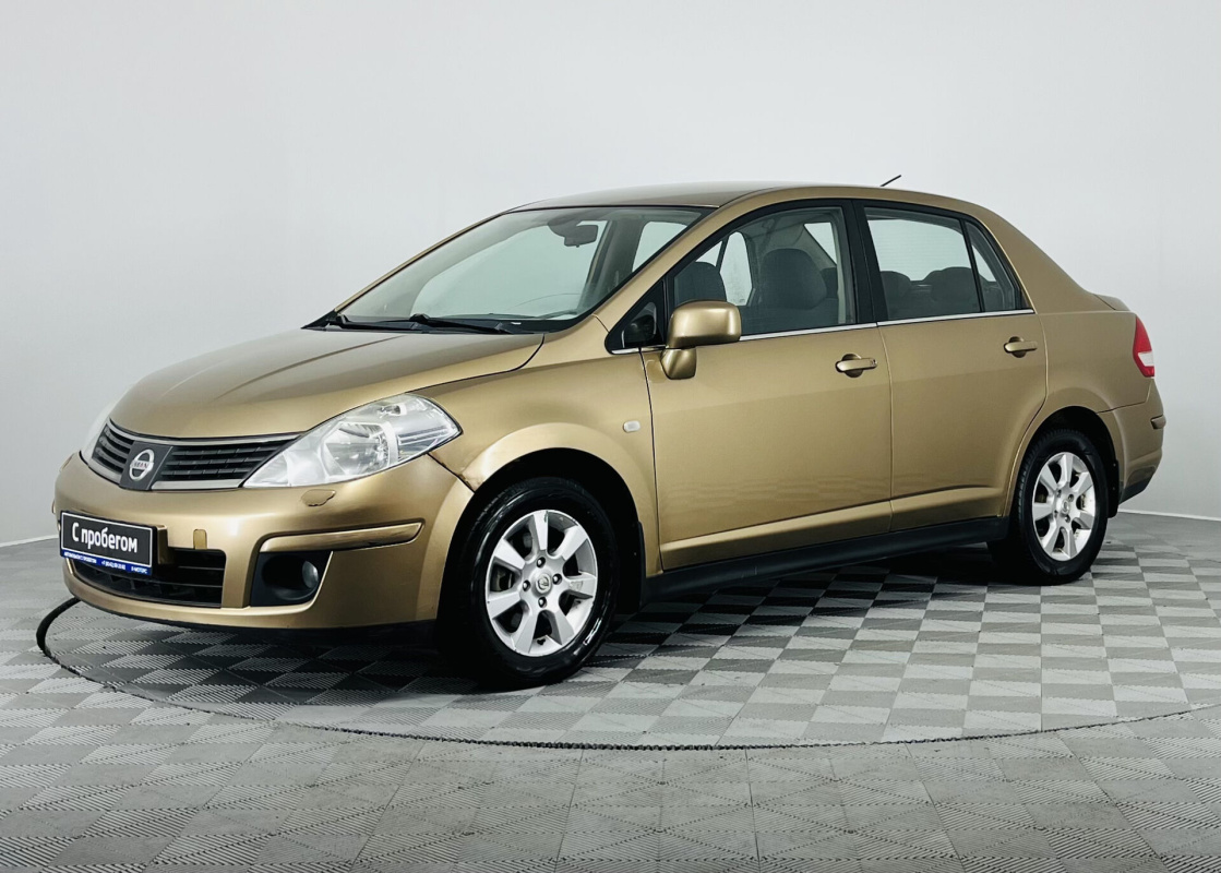 Nissan Tiida