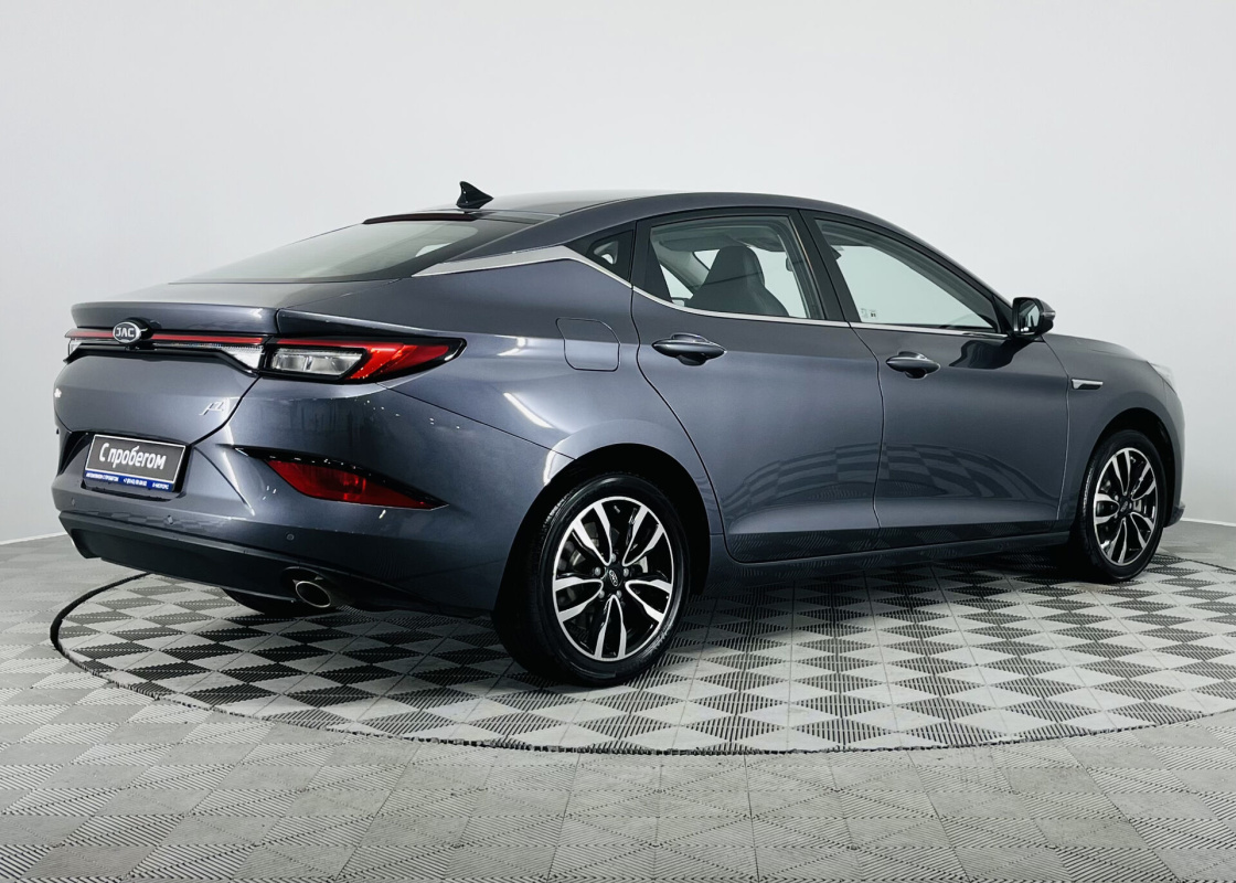 JAC J7