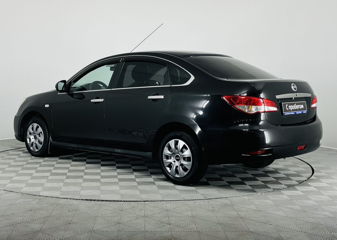 Nissan Almera