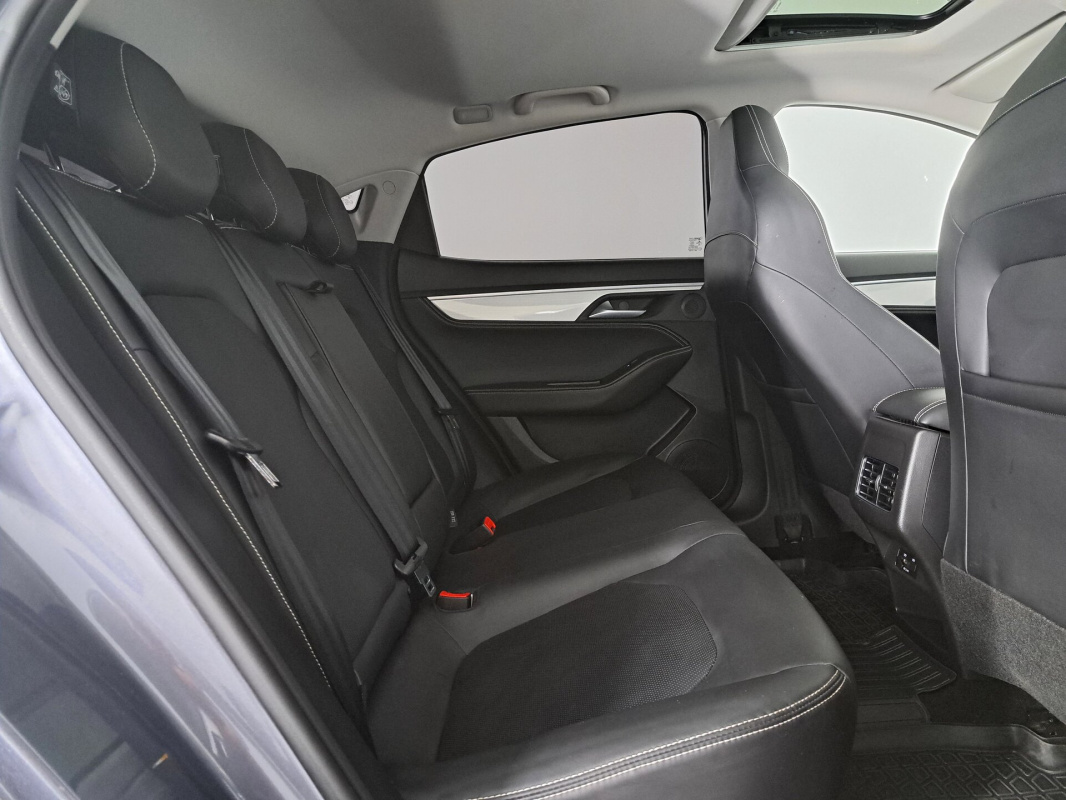 JAC J7