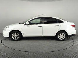 Nissan Almera
