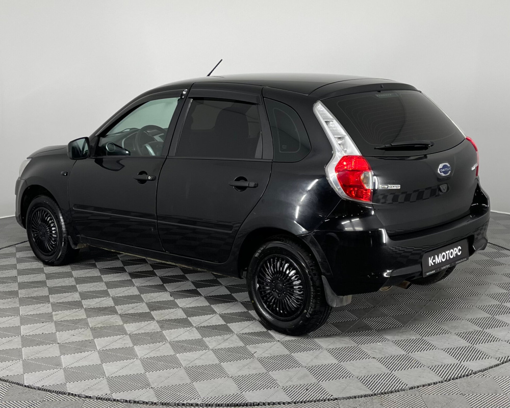 Datsun mi-DO
