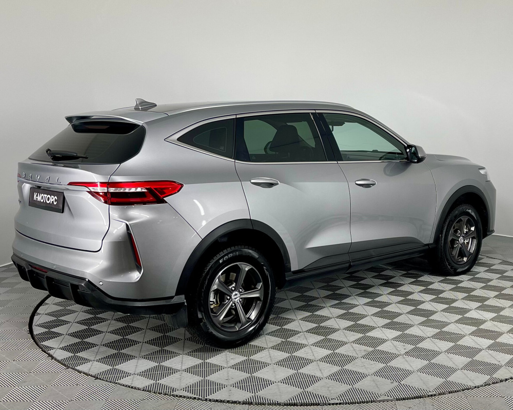 Haval F7