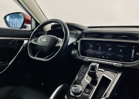 Geely Atlas Pro
