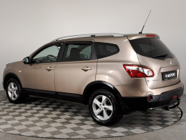 Nissan Qashqai+2