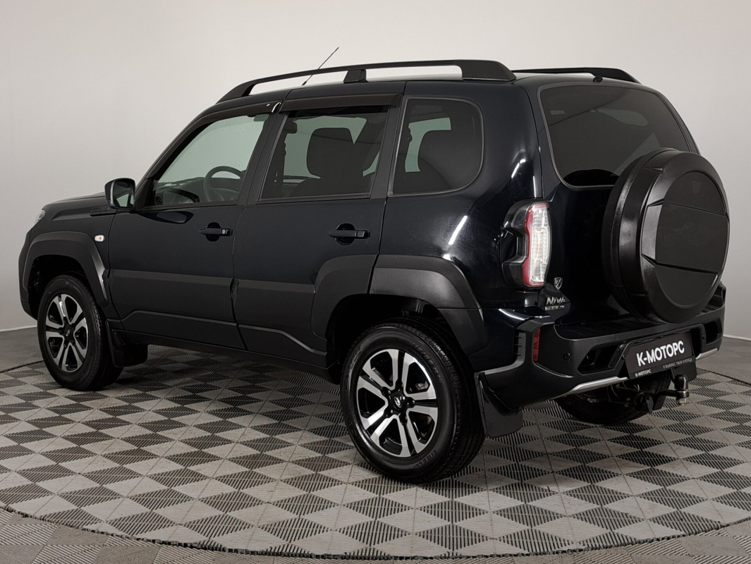 Lada (ВАЗ) Niva Travel
