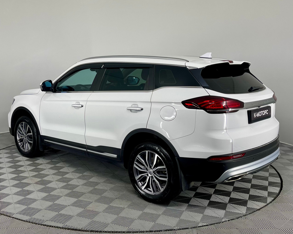 Geely Atlas Pro
