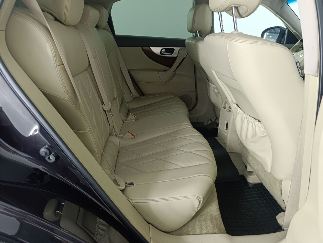 Infiniti FX