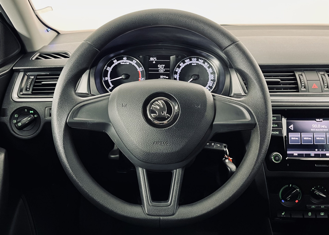 Skoda Rapid