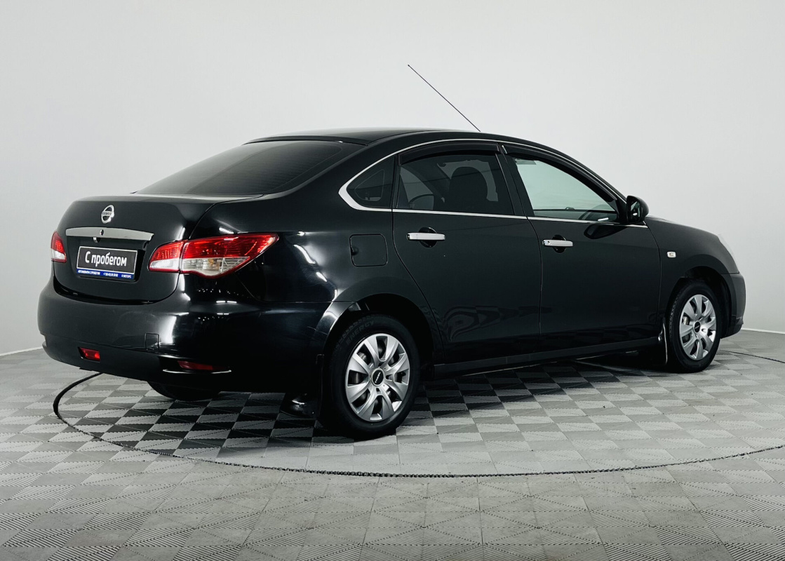 Nissan Almera