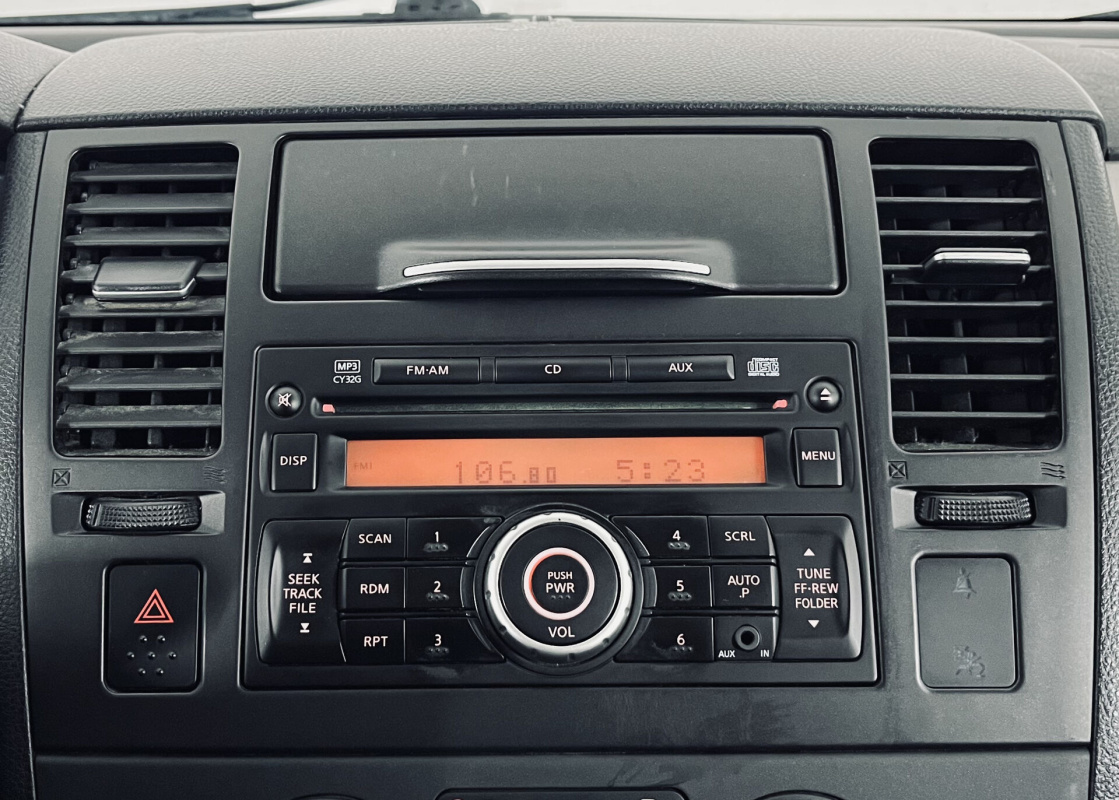 Nissan Tiida