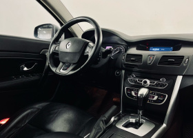 Renault Latitude