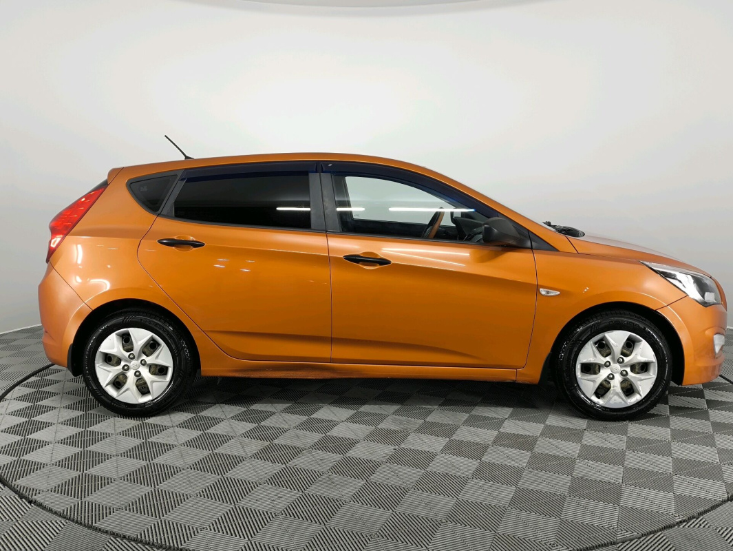 Hyundai Solaris