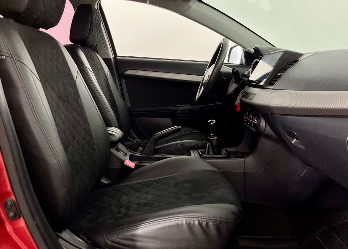 Mitsubishi Lancer