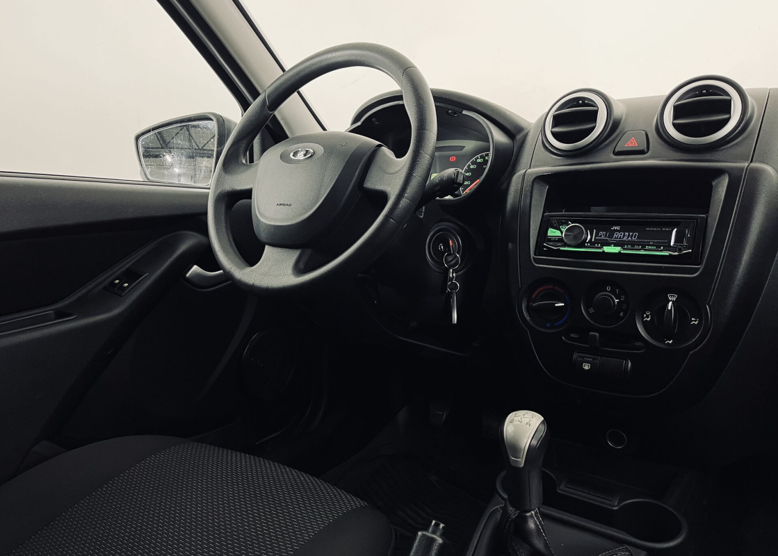 Lada (ВАЗ) Granta