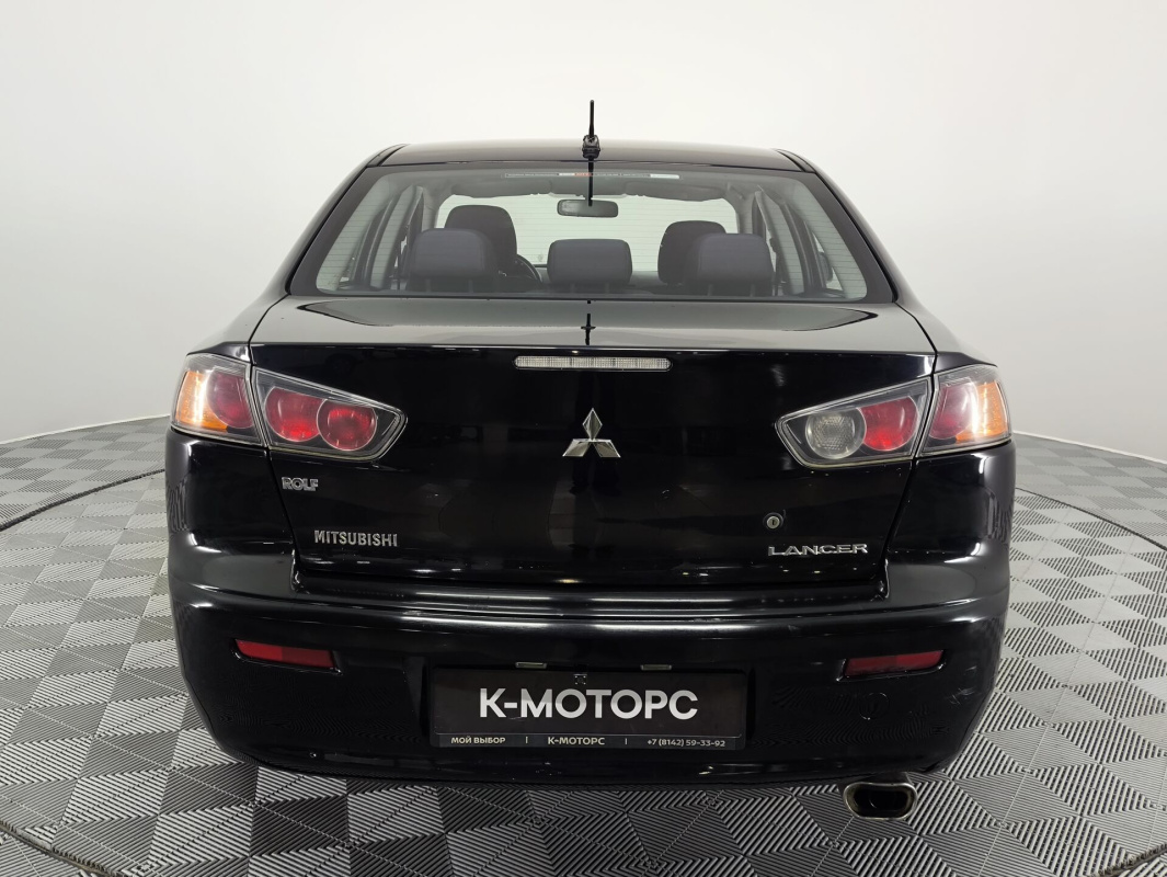 Mitsubishi Lancer