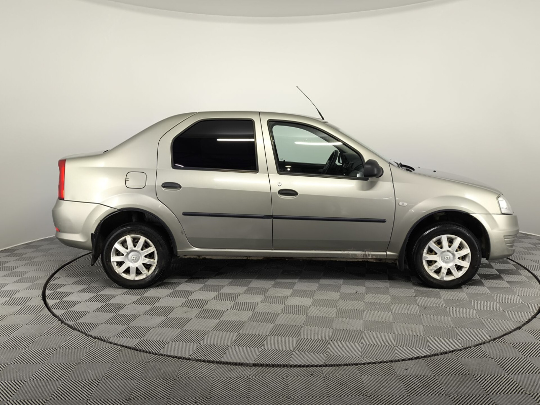Renault Logan