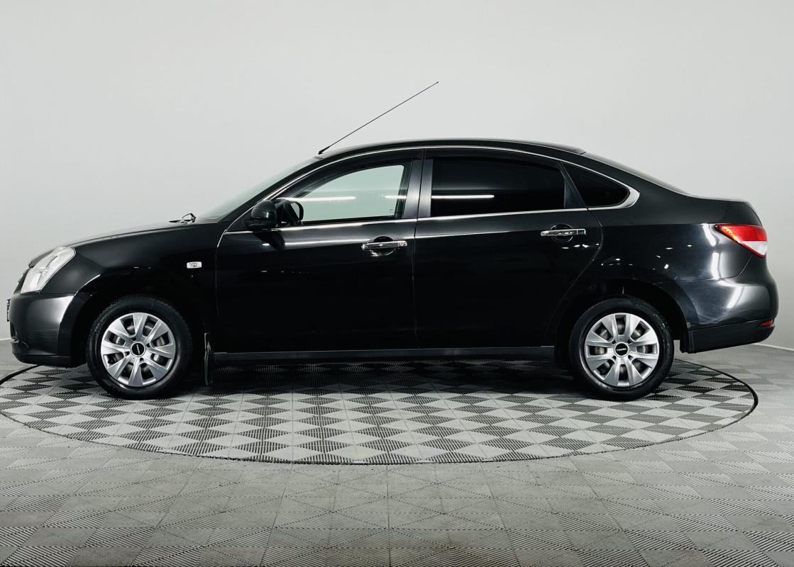 Nissan Almera