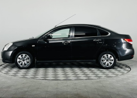 Nissan Almera