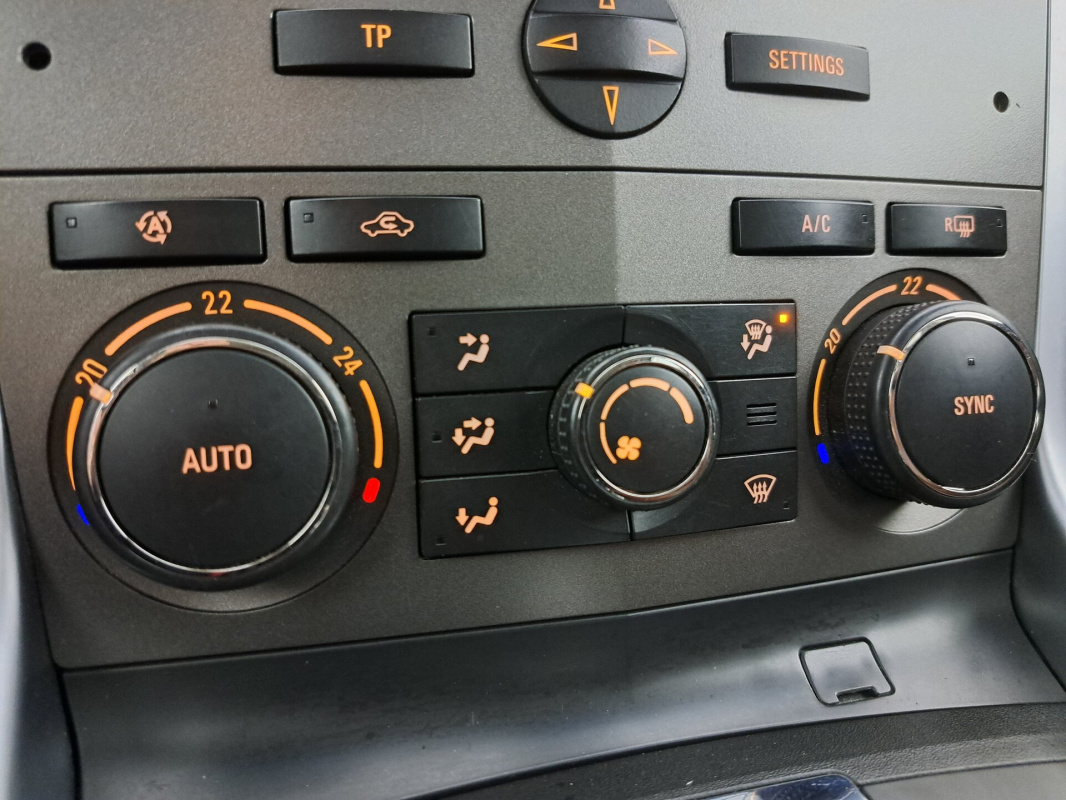 Opel Antara