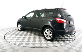 Nissan Qashqai+2