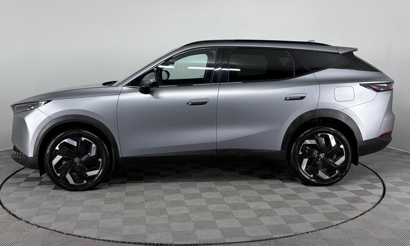 Omoda C7