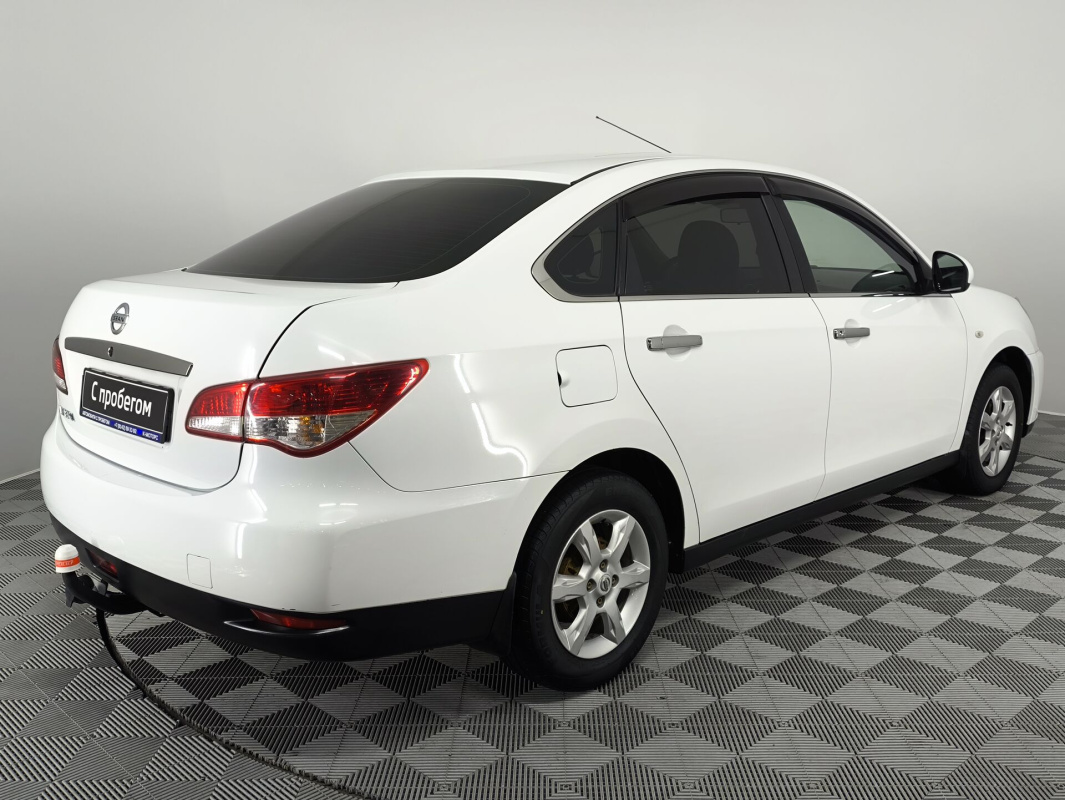 Nissan Almera