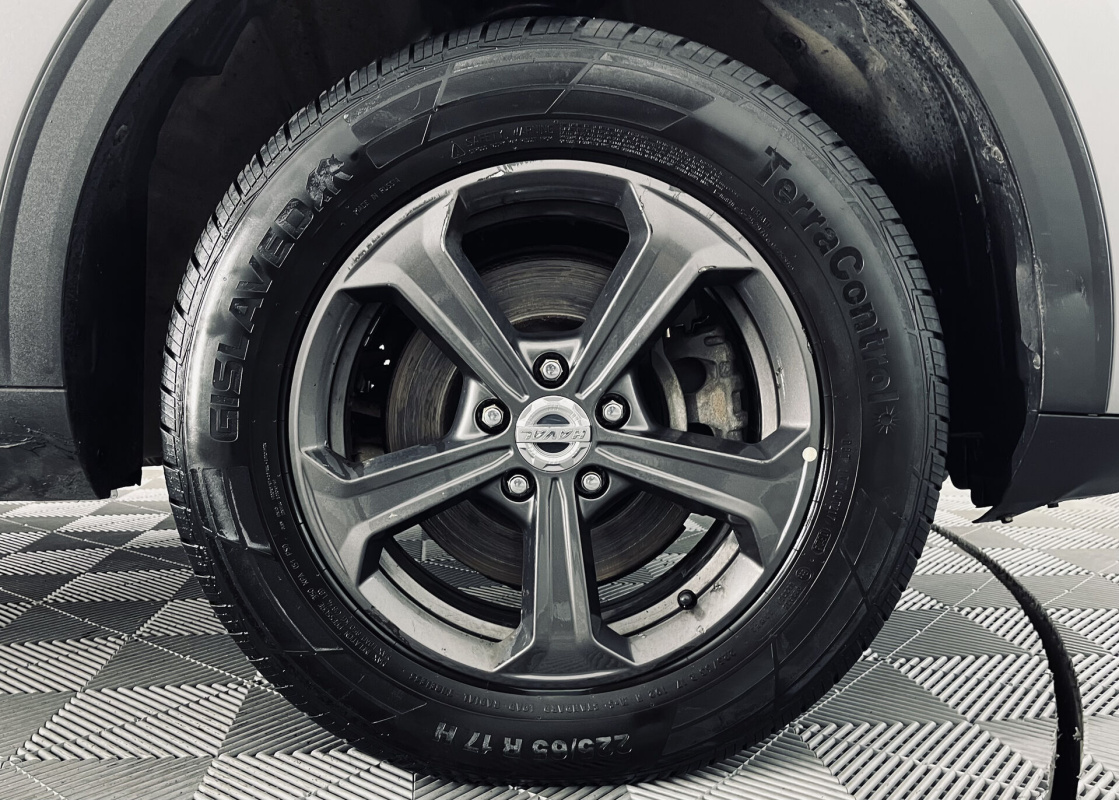 Haval F7