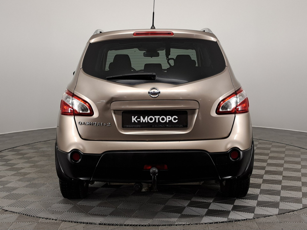 Nissan Qashqai+2