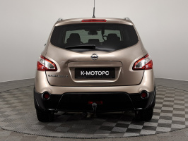 Nissan Qashqai+2