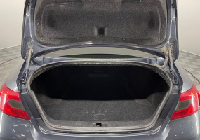Infiniti M