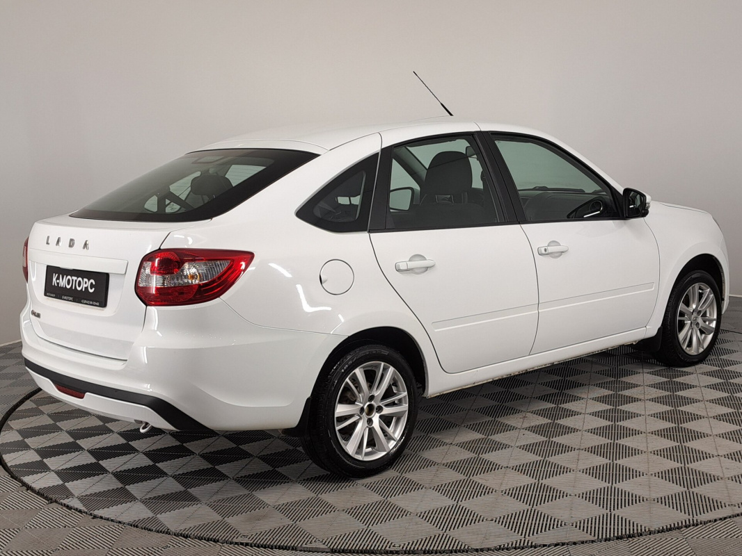 Lada (ВАЗ) Granta