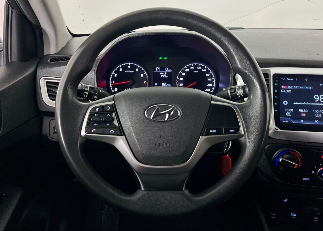 Hyundai Solaris