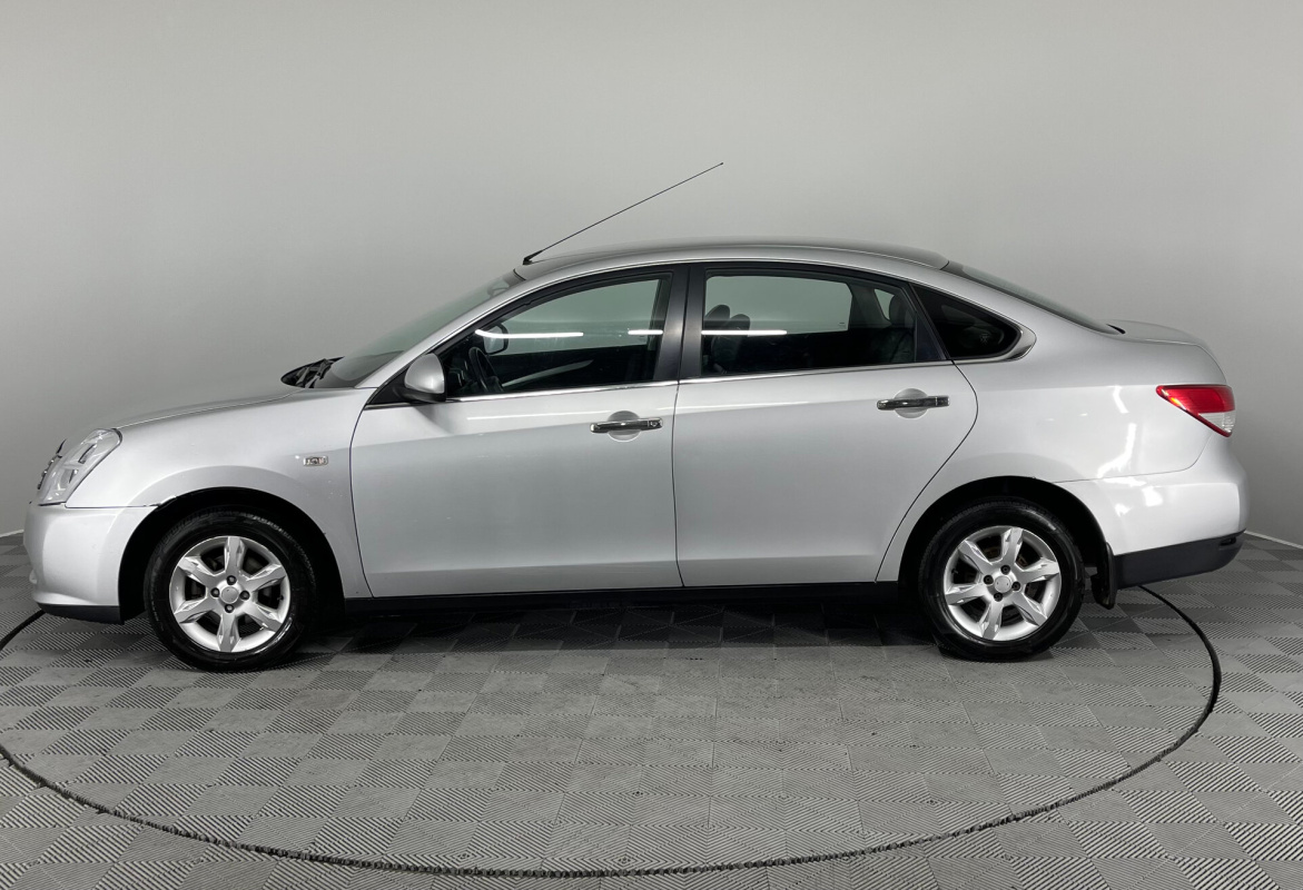 Nissan Almera