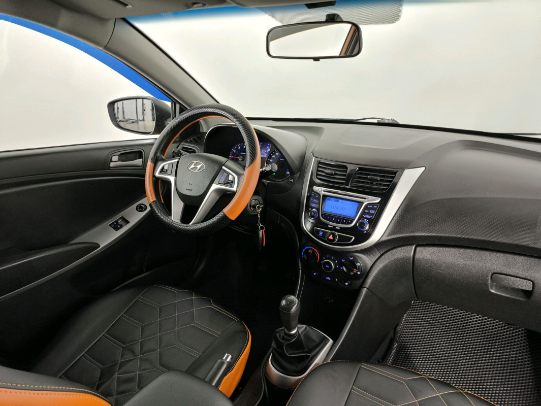 Hyundai Solaris