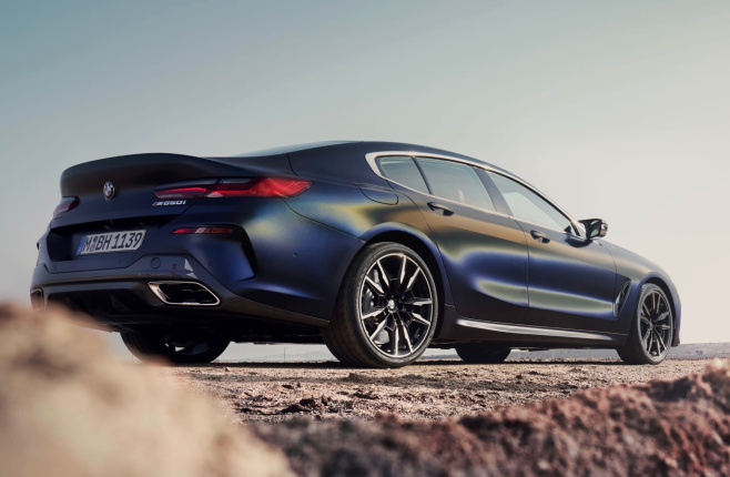 Обновленный BMW 8 серии