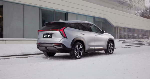 Компания Geely объявила о производстве новой версии модели Atlas