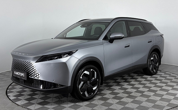Omoda C7